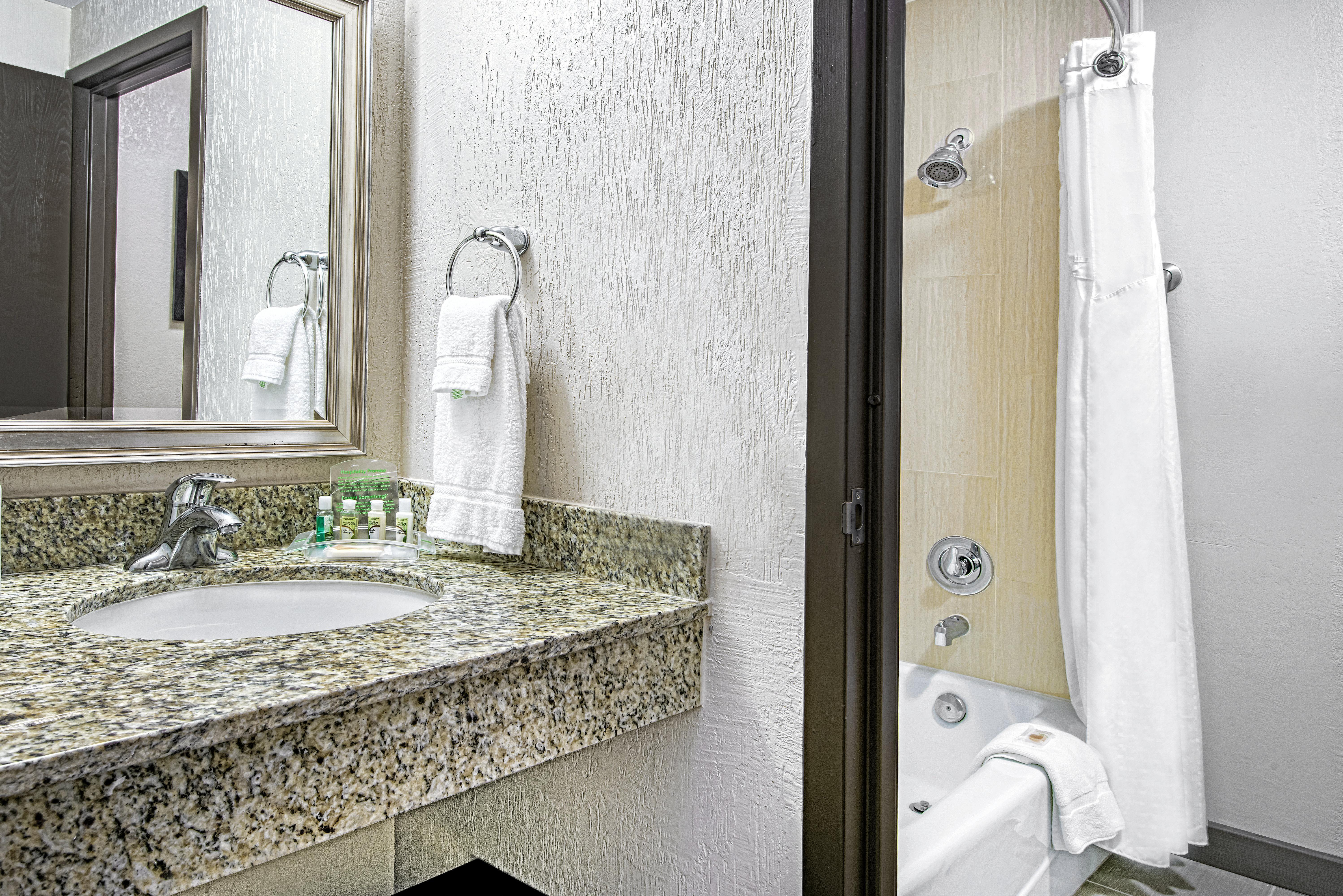 Holiday Inn Houston Sw-Near Sugar Land By Ihg Экстерьер фото
